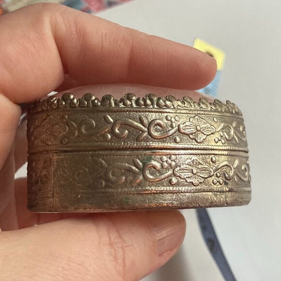 Rose Quartz Pill Box - Ring Box - Small Box - Picture 6 of 7